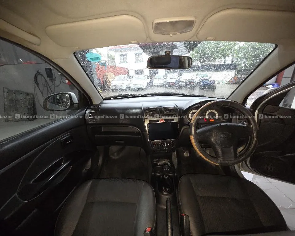kia picanto 2010 good condition 2