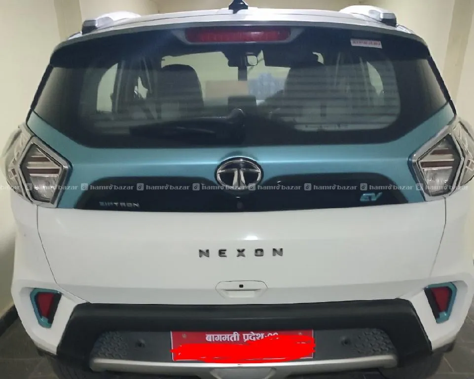 Nexon ev XZ+ lux with sunroof 3