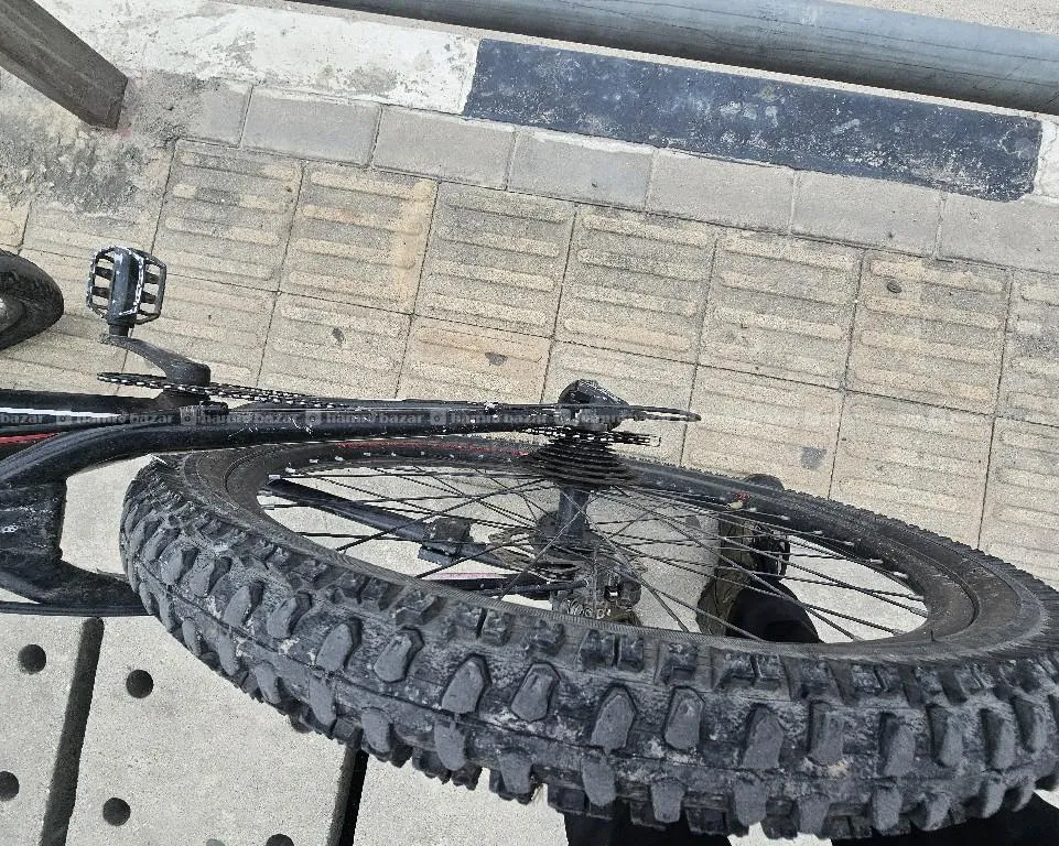 l trek hydrollic (1/8) 16000 3