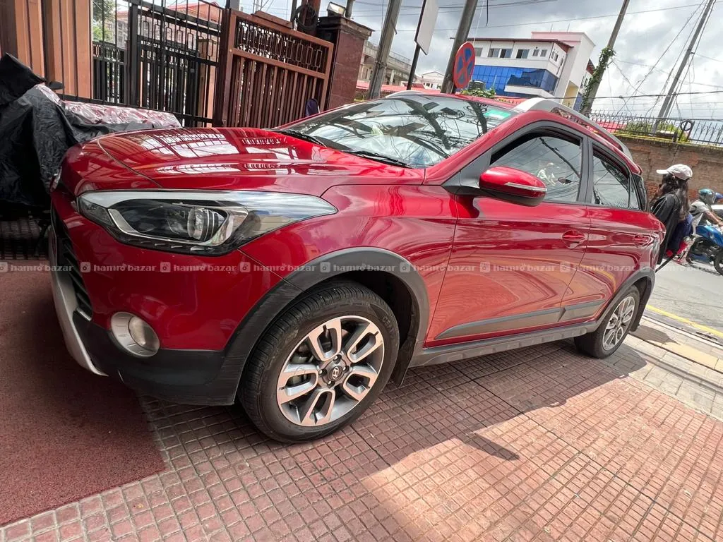 i20 Active S 6