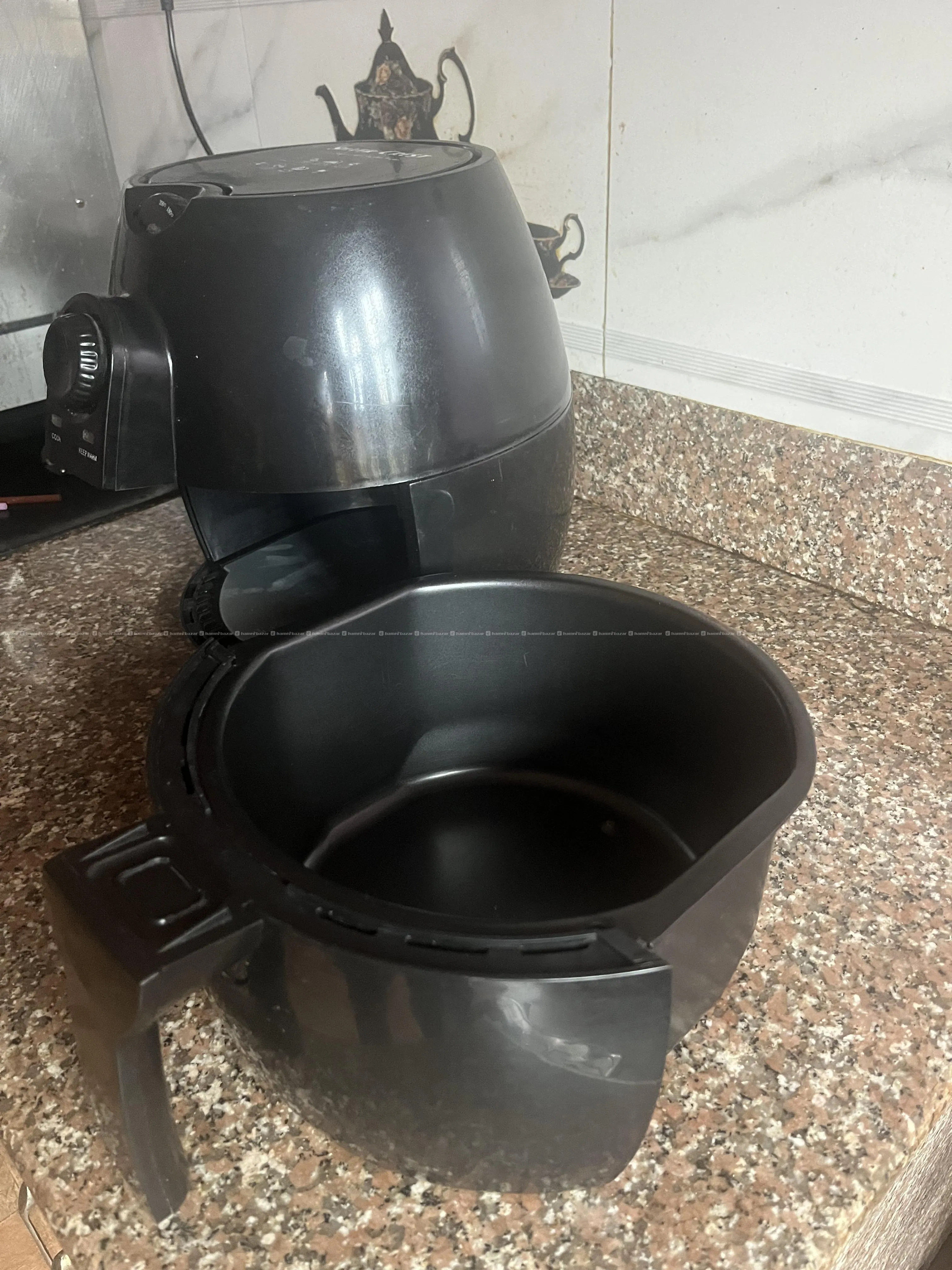 Air Fryer with Temperature and Timer Control 3
