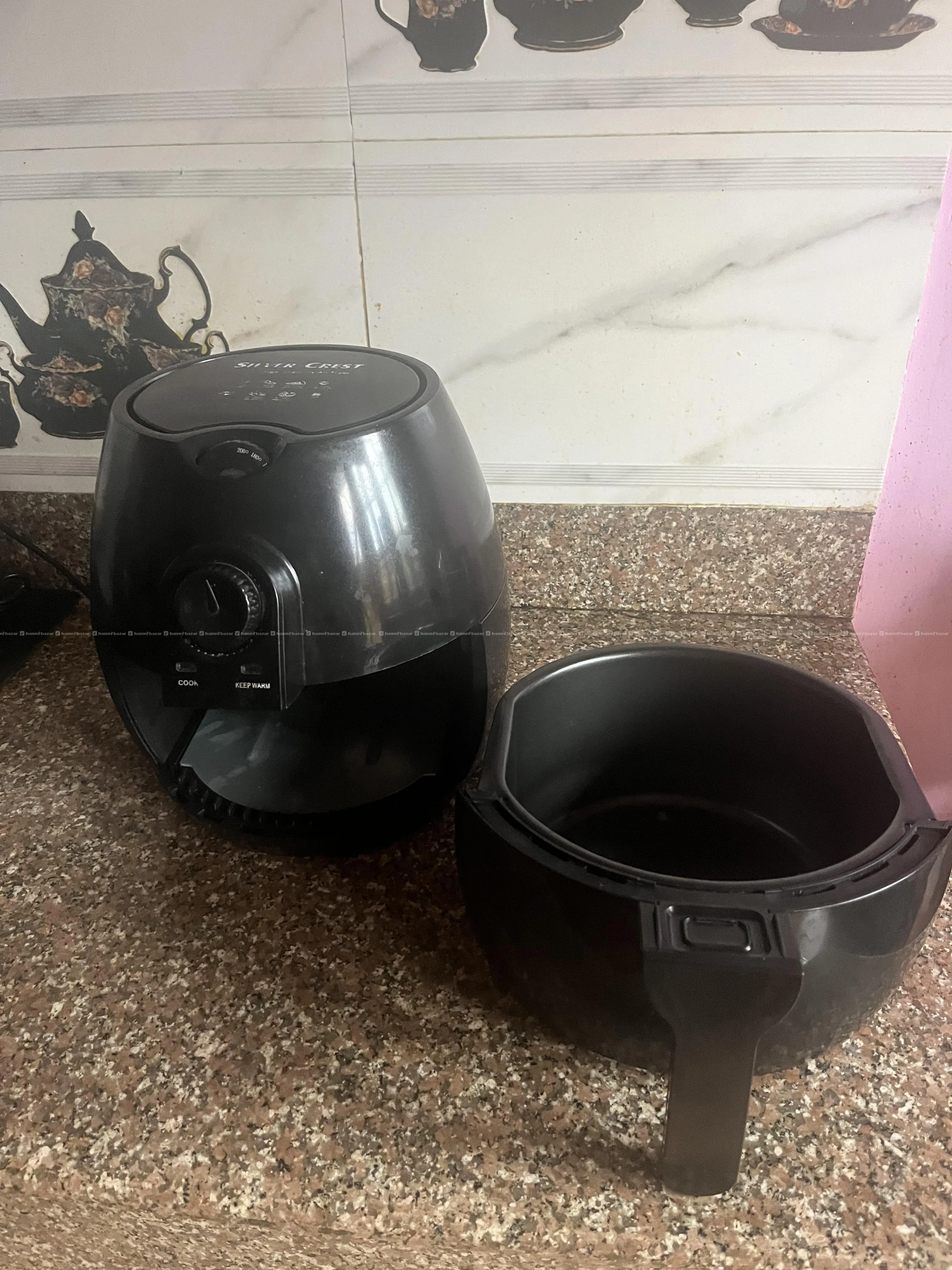 Air Fryer with Temperature and Timer Control 4