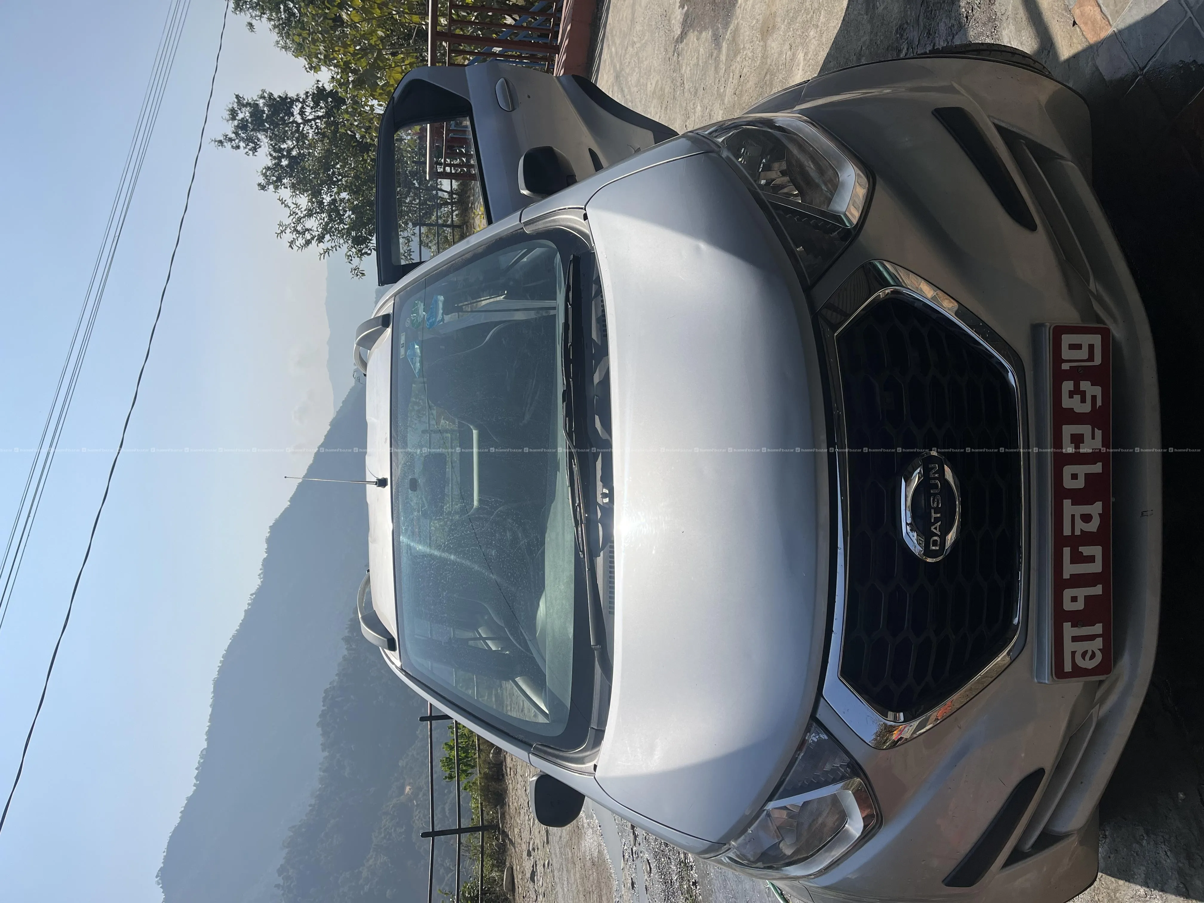 @Rs877,777 single hand lady banker car 5