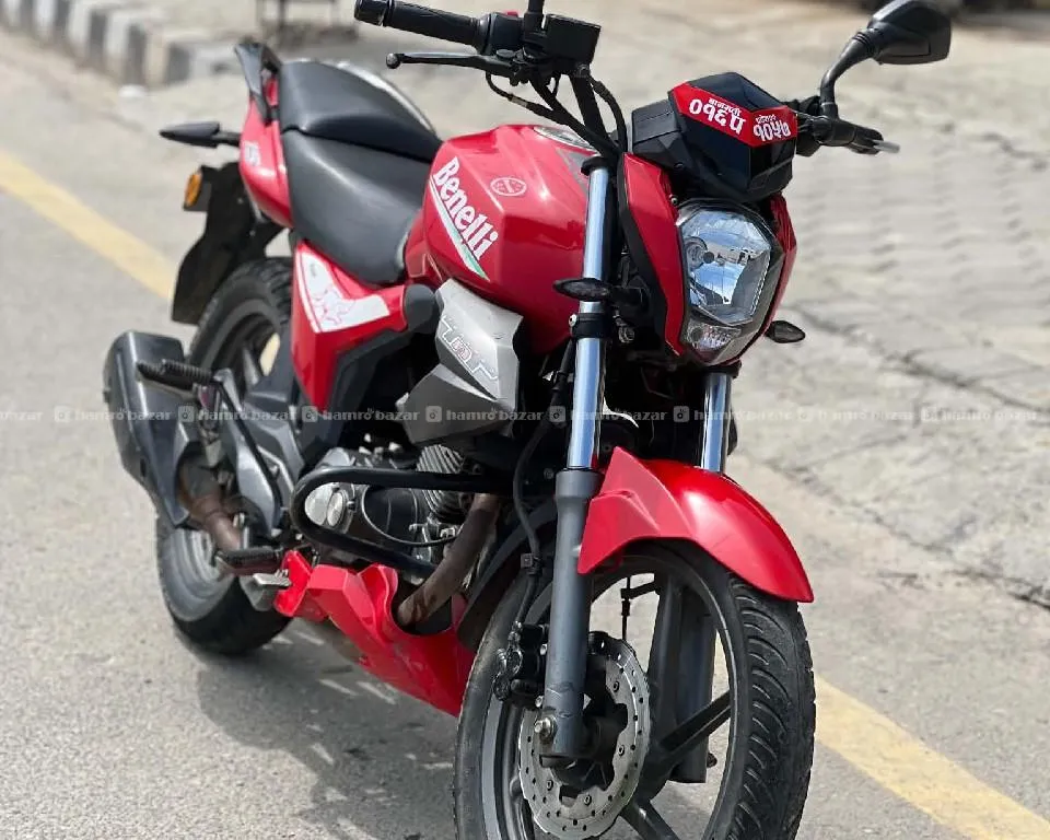 benelli 150cc fi abs 116lot super fresh condition 2