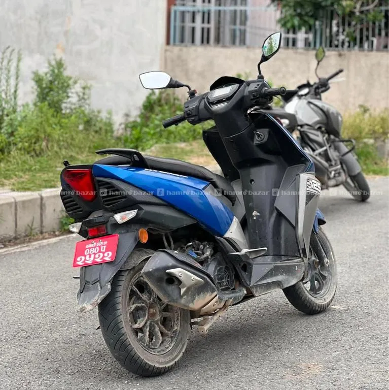 TVs Ntroq Fully Brand New Condition Lot-040 2