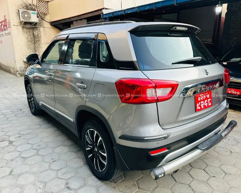 Suzuki Breeza zxi plus 2020 Model Single Handed 2