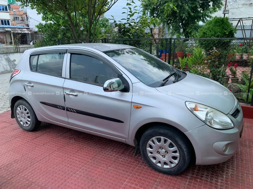 Hyundai I20 Magna 4