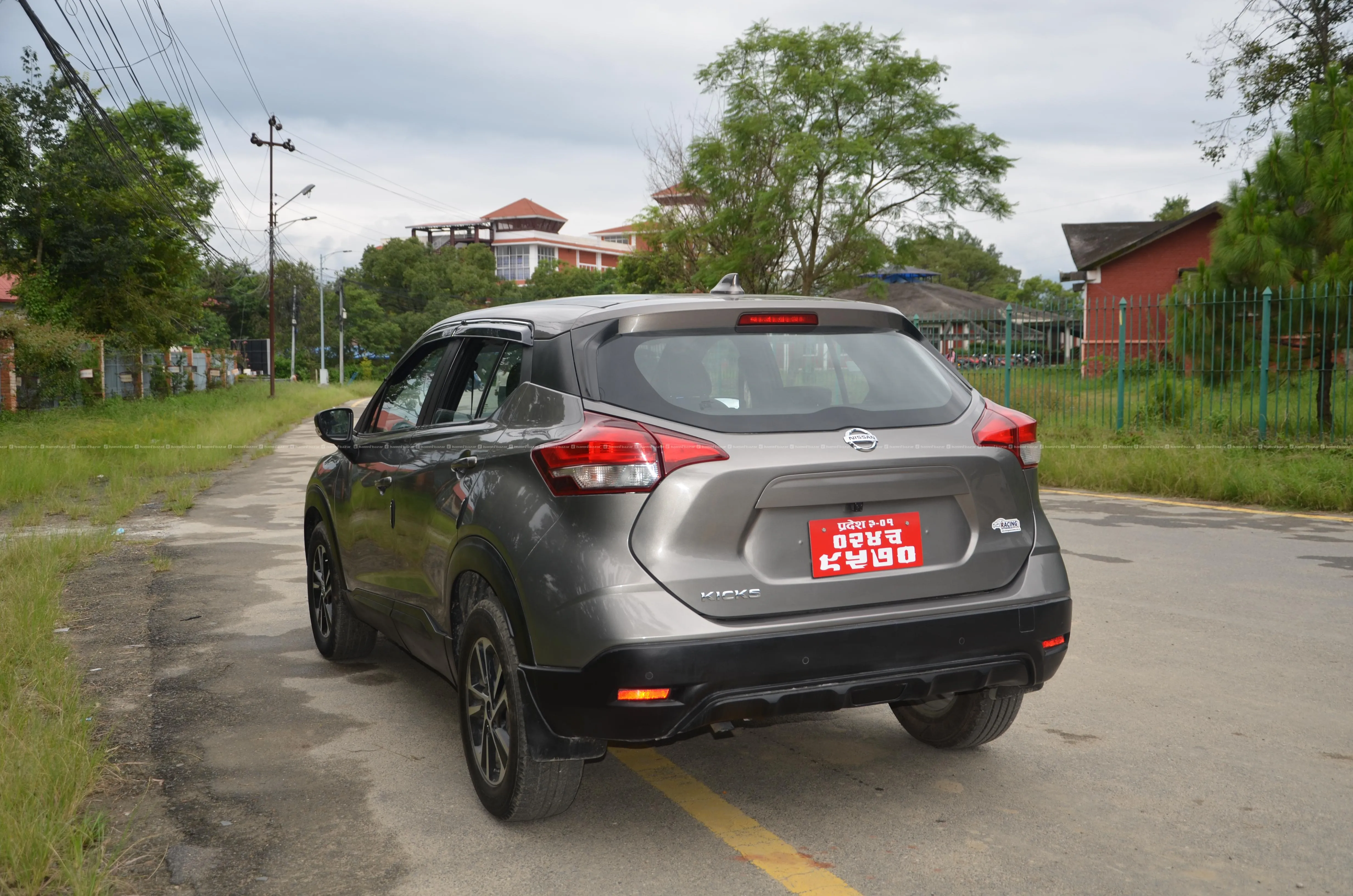 2021, Nissan Kicks XL 3