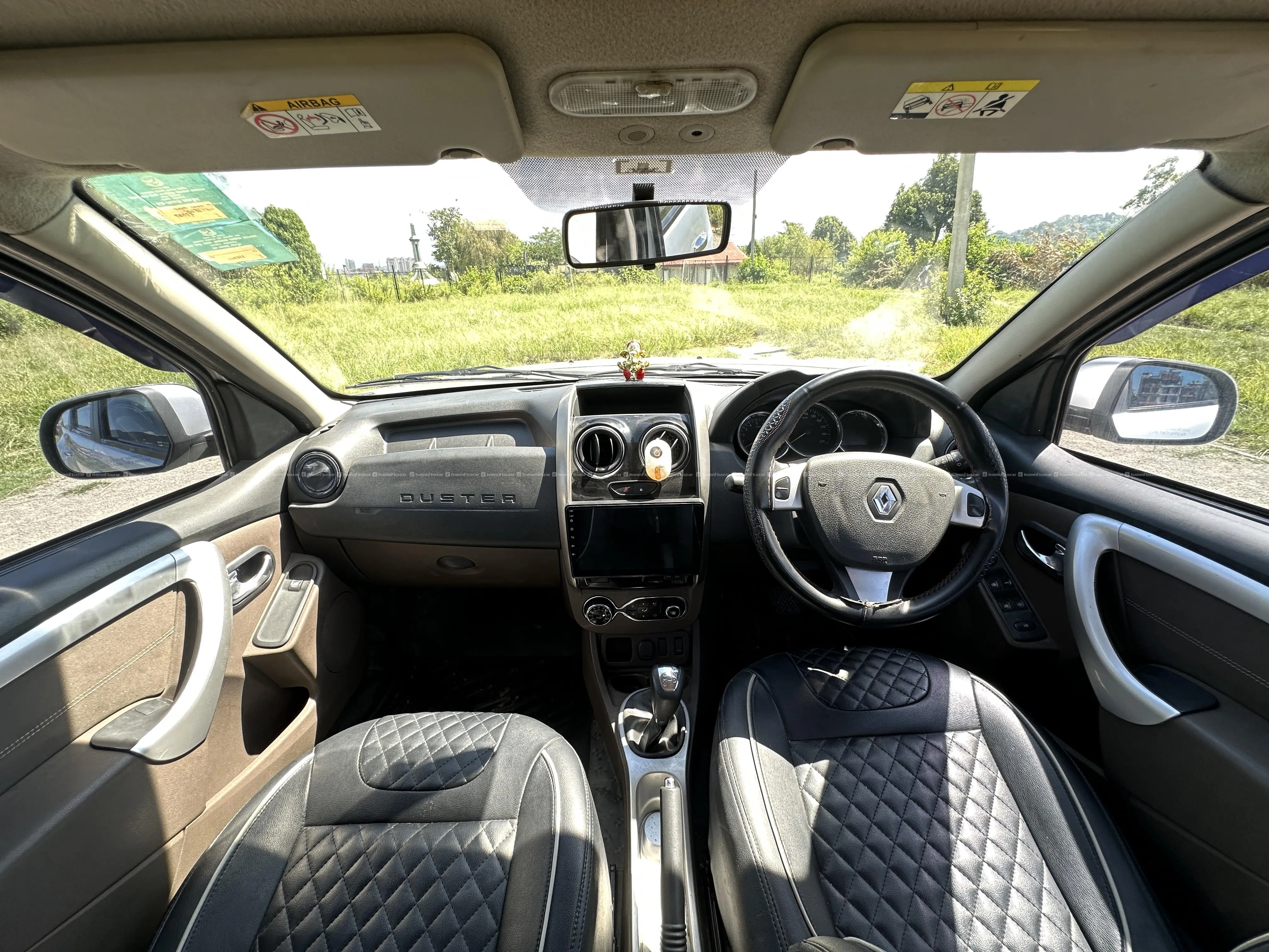 2016, Renault Duster RXZ (Auto) 8