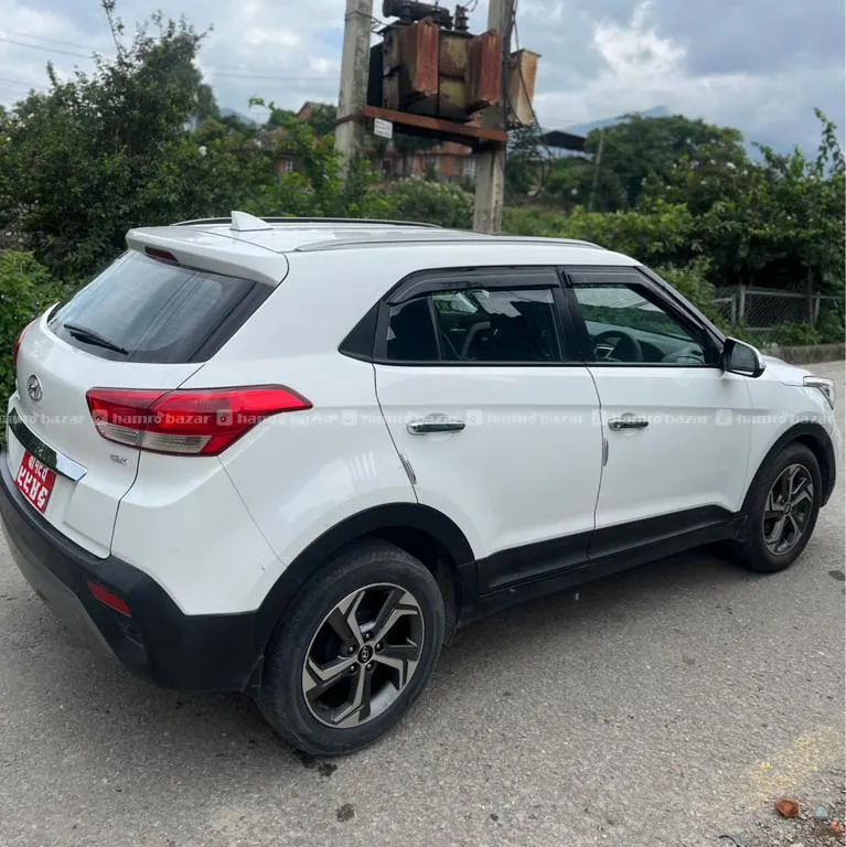 Hyundai Creta Sx O With Sunroof 6
