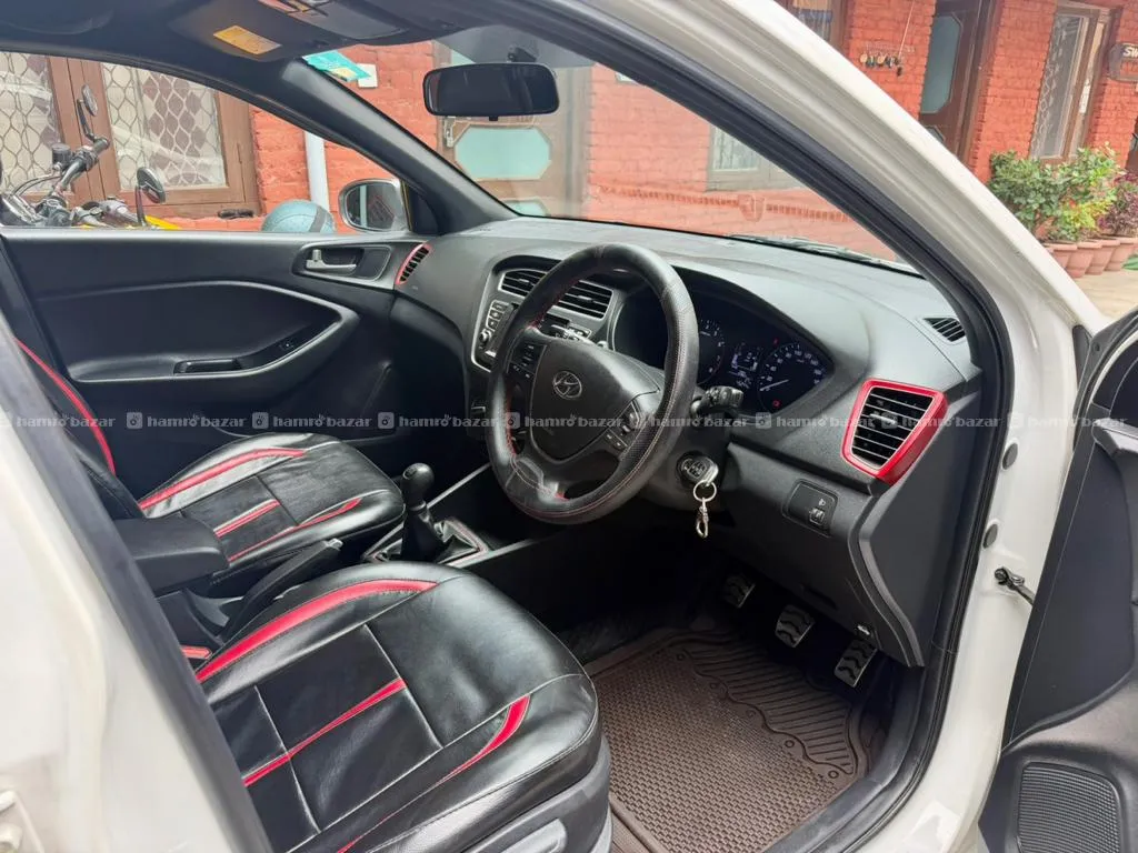 Hyundai i20 Active S 2018 Model Single Hand 3