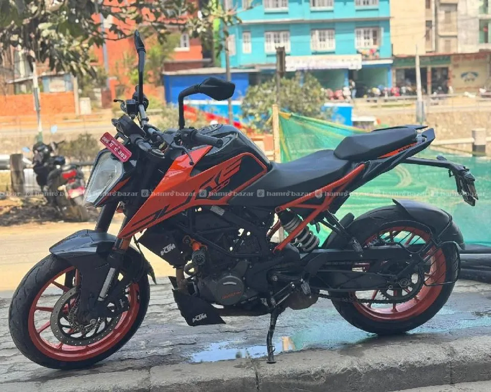 Duke 200. 2