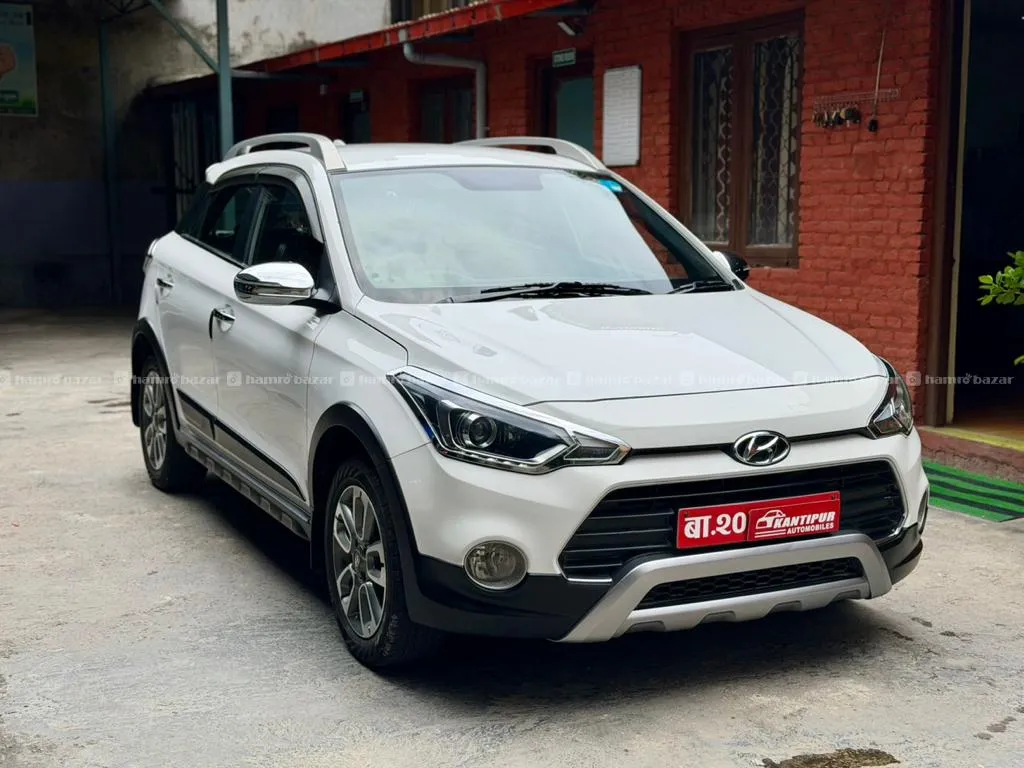 Hyundai i20 Active S 2018 Model Single Hand 2