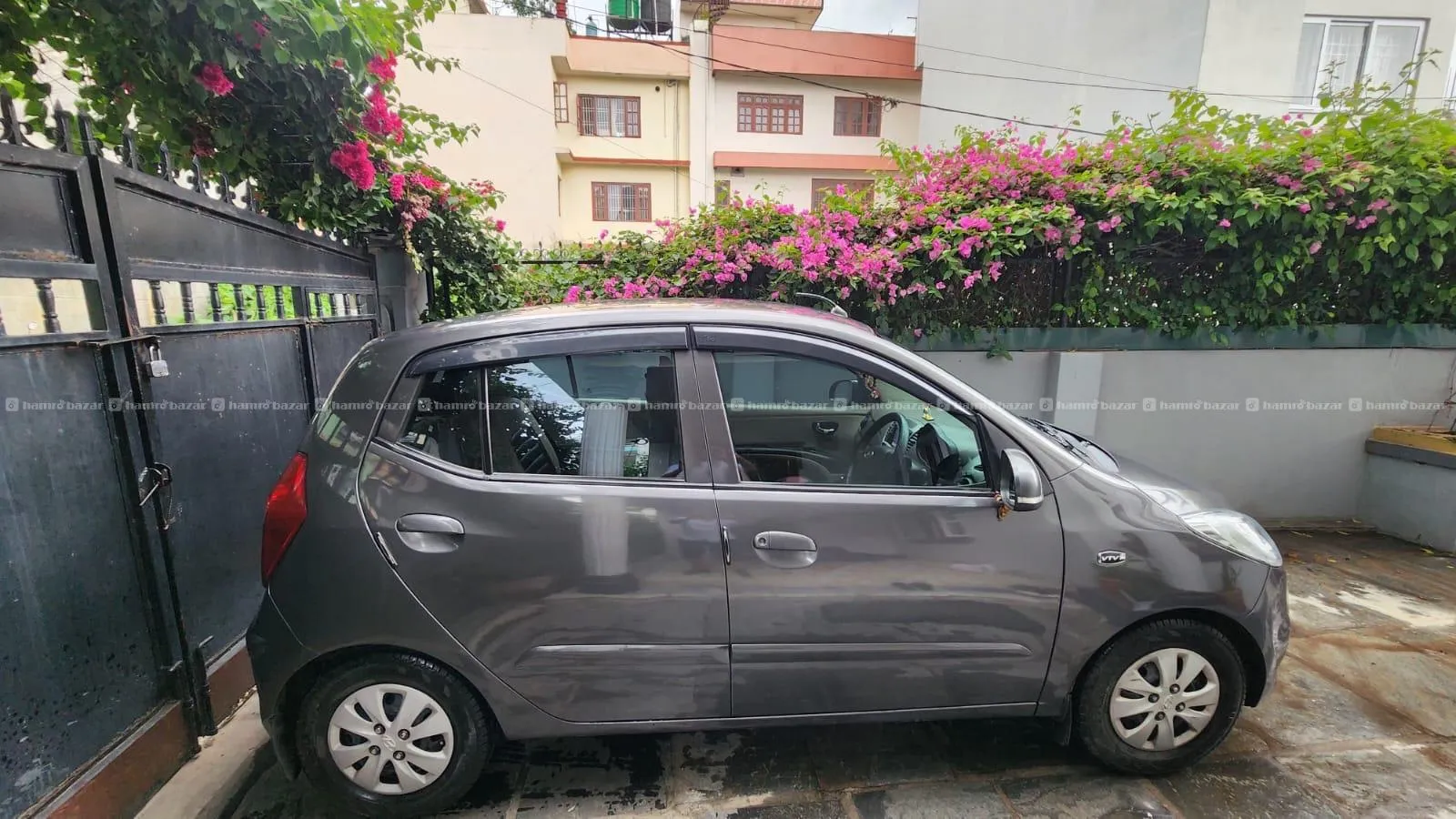 Hyundai i10 Magna 2013 sale EXCELLENT CONDITION 2