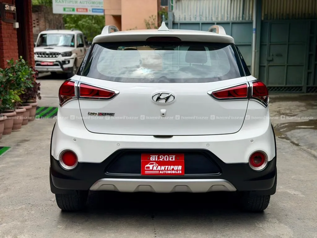 Hyundai i20 Active S 2018 Model Single Hand 5