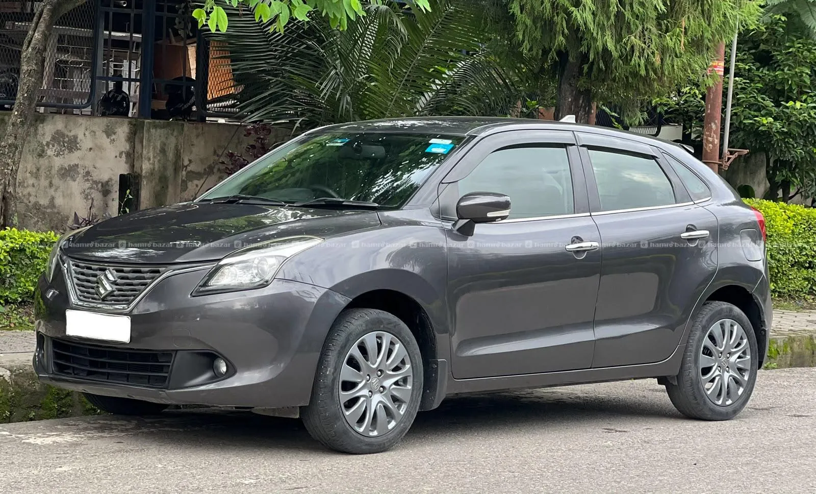 Maruti Suzuki Baleno Alpha 2016 "Single Hand" 2