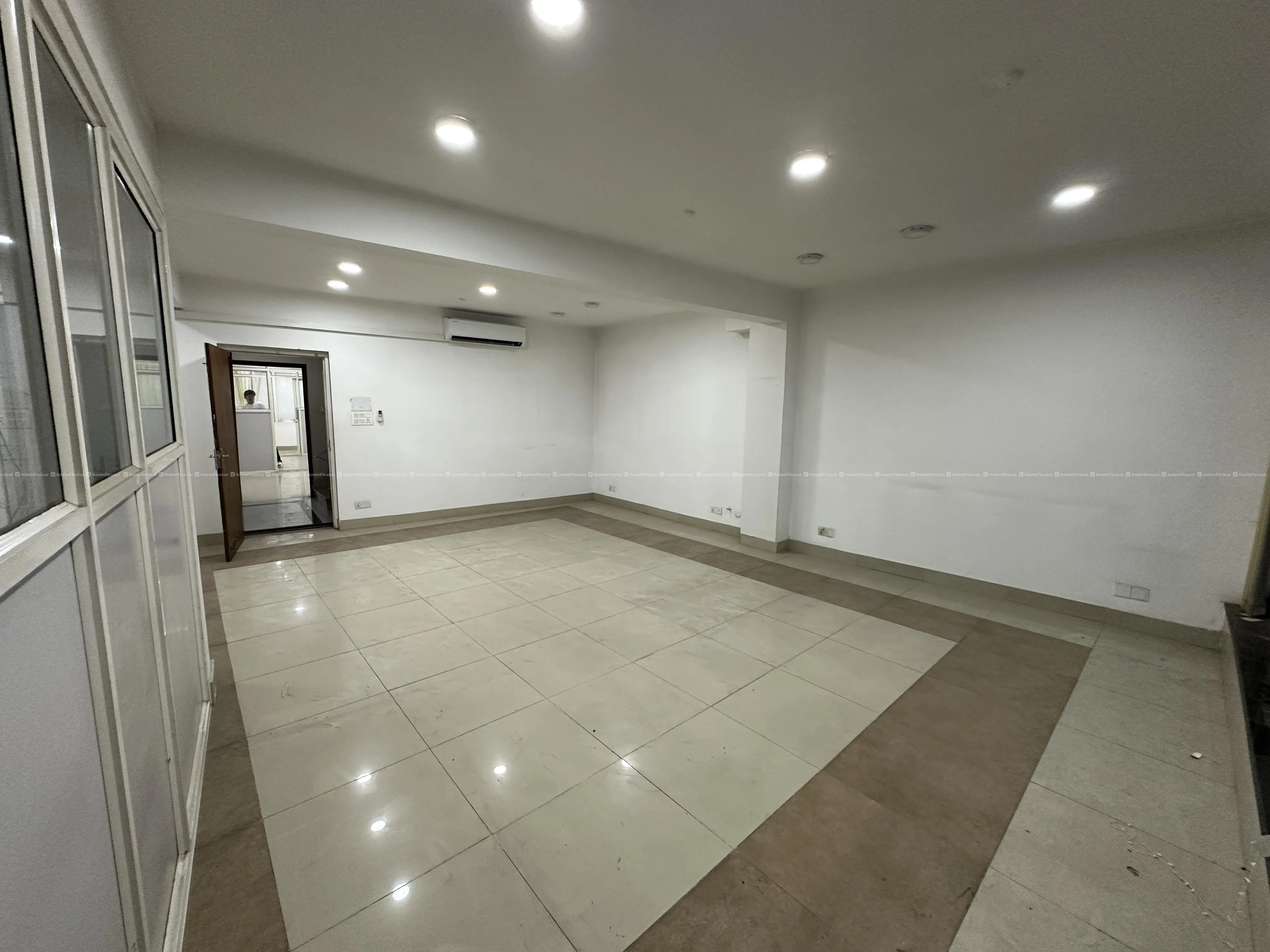 Durbar Marg Space for Rent 4th Floor 2