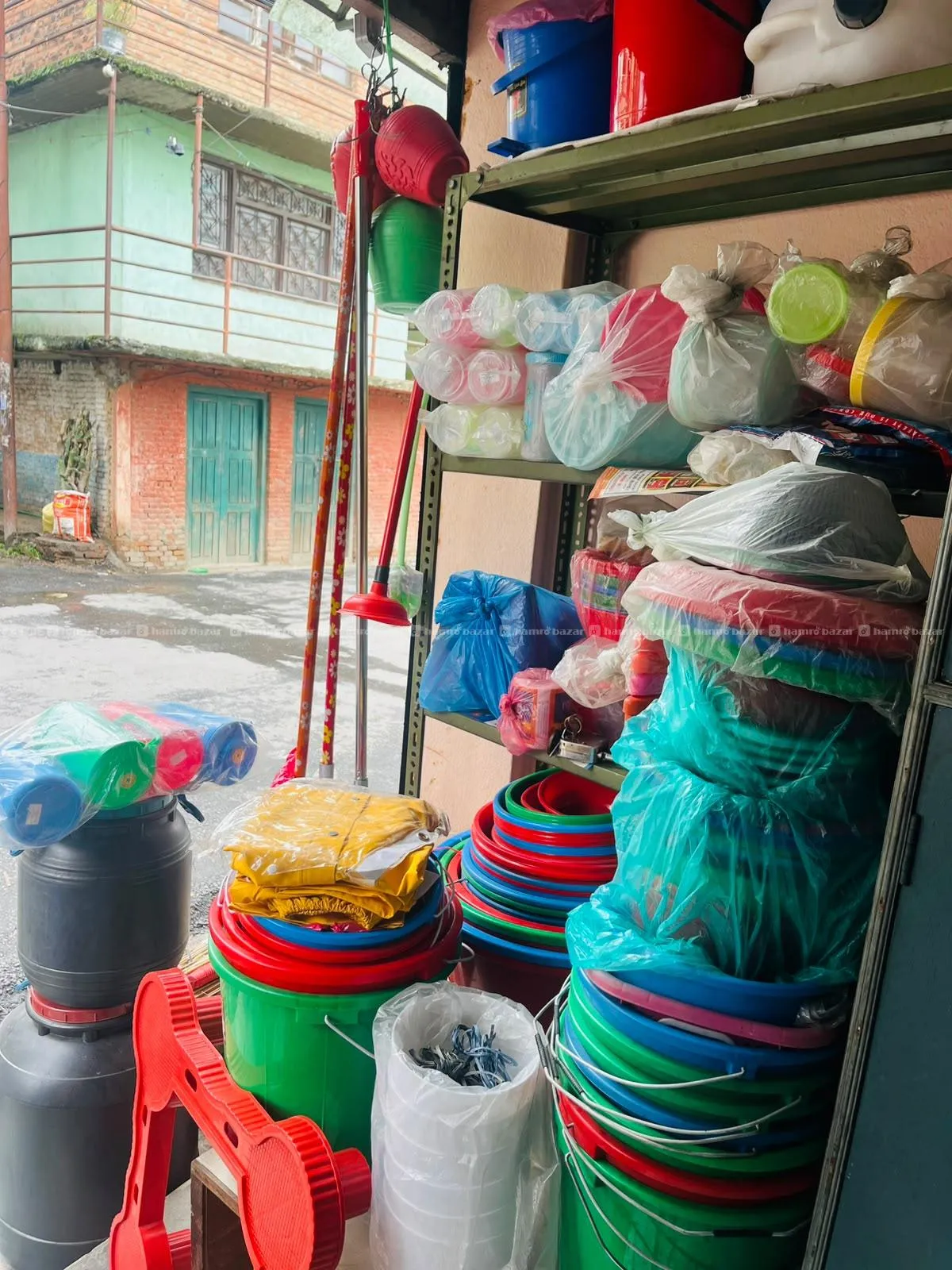 Urgent Shop on Sale 3