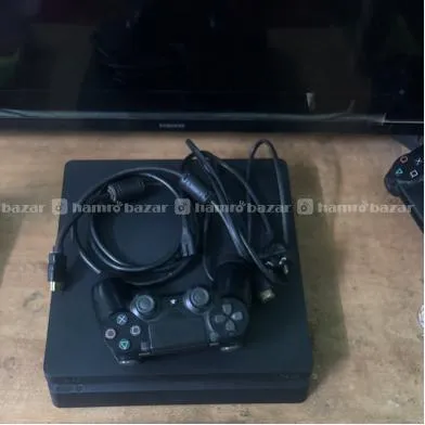 Urgent Sale Ps4 500gb Slim Black Box 3