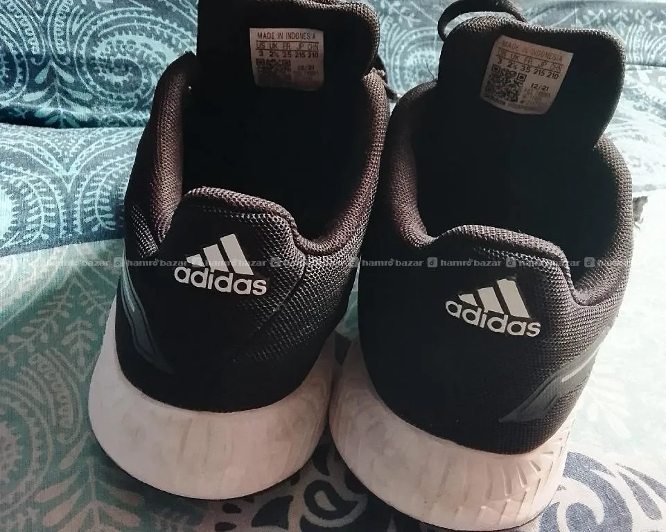Original Adidas Shoes (Size 35) Sale Ma. 3