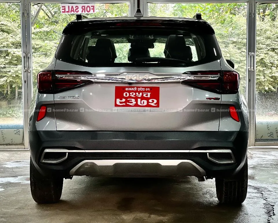 Kia seltos htx full option petrol with sunroof,2021 5