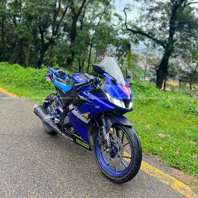 R15 V3 Abs 011 Lot Bike 3