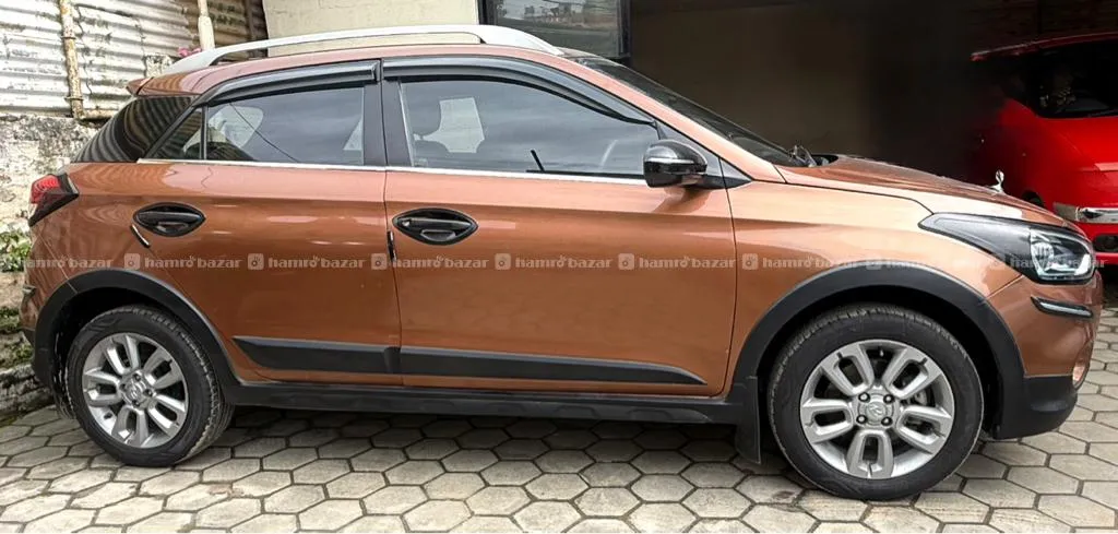 Hyundai i20 active s 2016 Fresh Car for sale 3