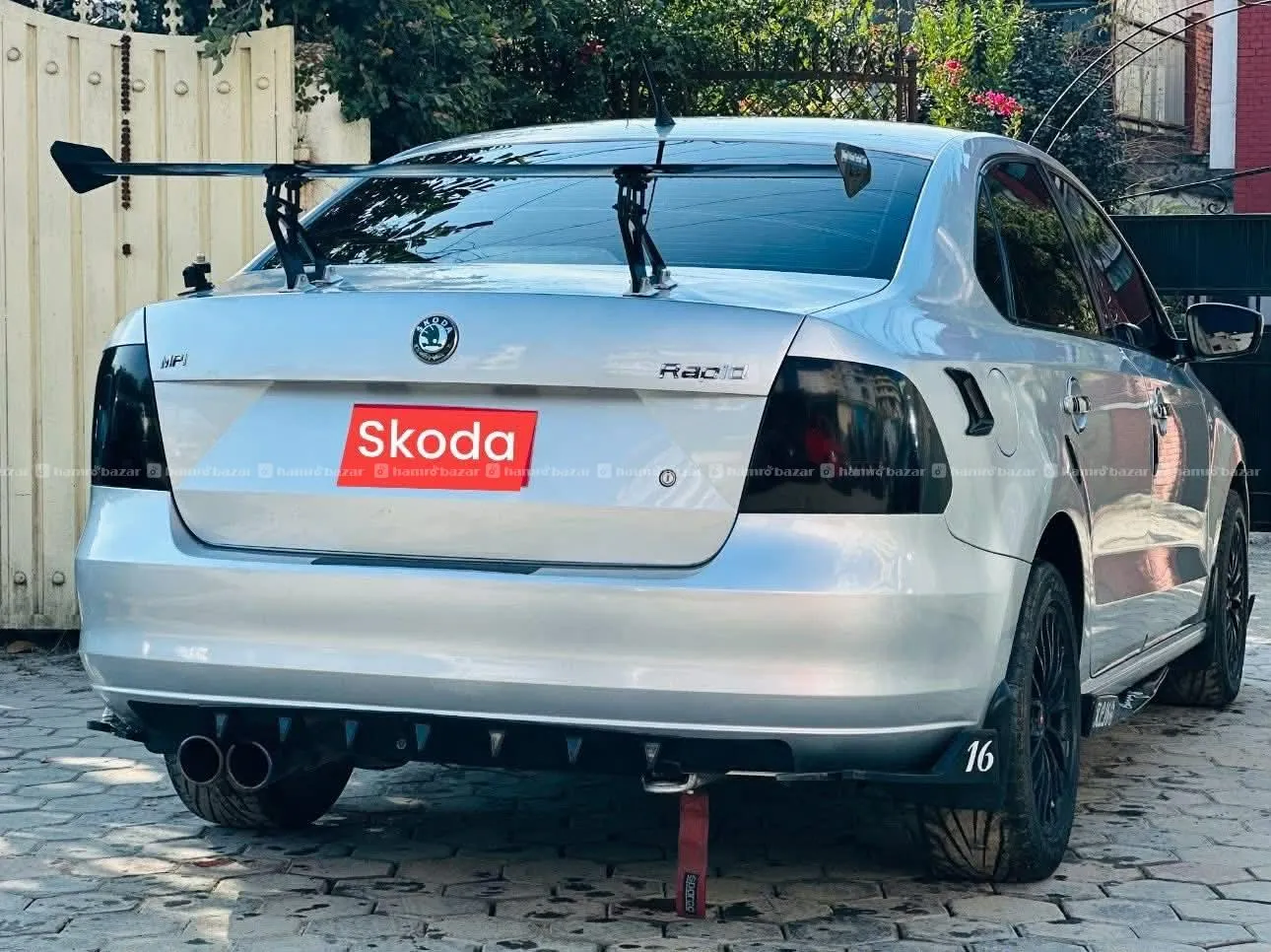 Skoda Rapid 1.6 super fresh car on sell 5