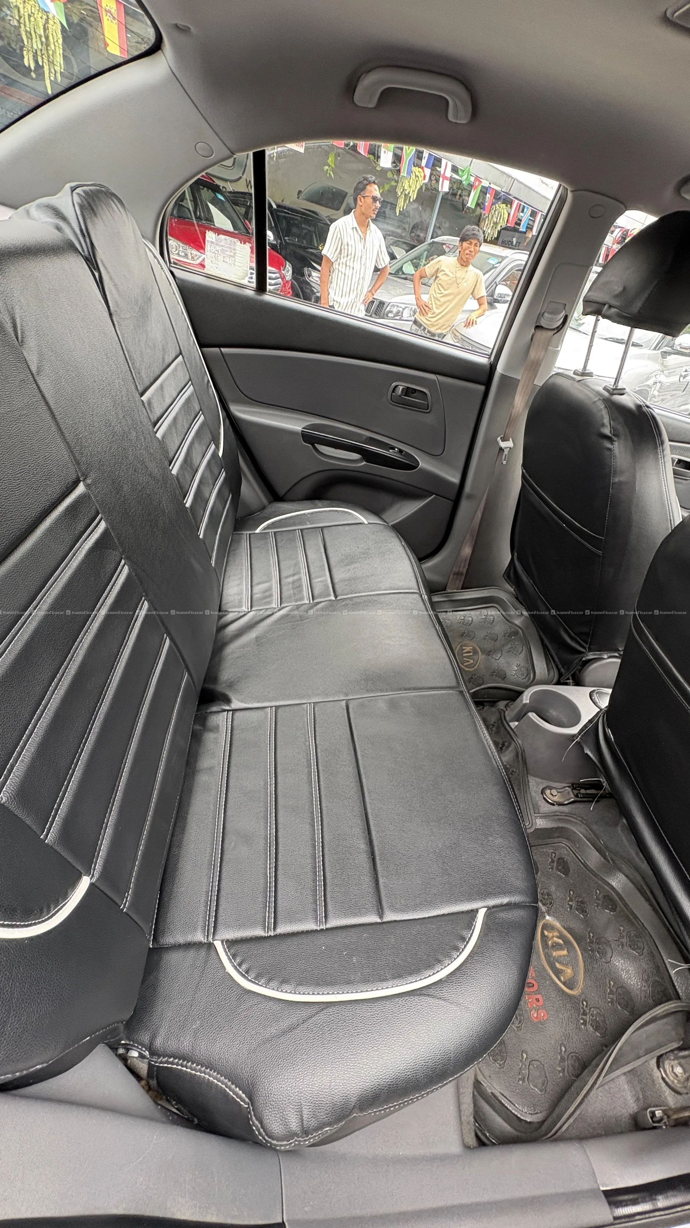 Single handed 2011 model kia rio on sale! 2