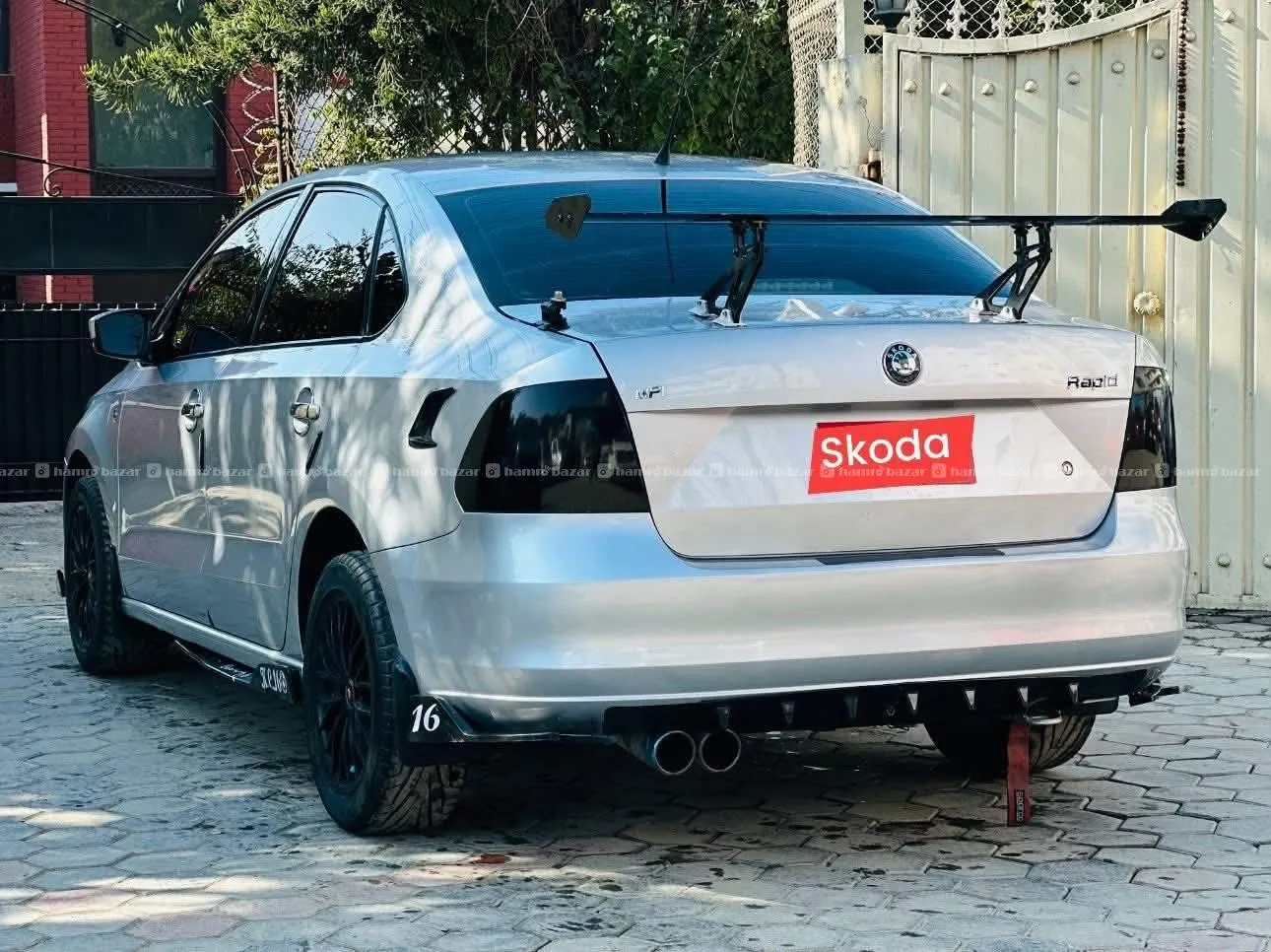Skoda Rapid 1.6 super fresh car on sell 6