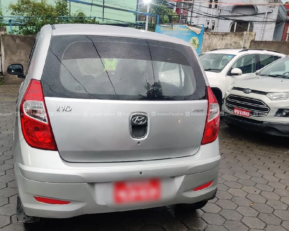 Hyundai I-10 Magna 1.1 Full Option Car 2