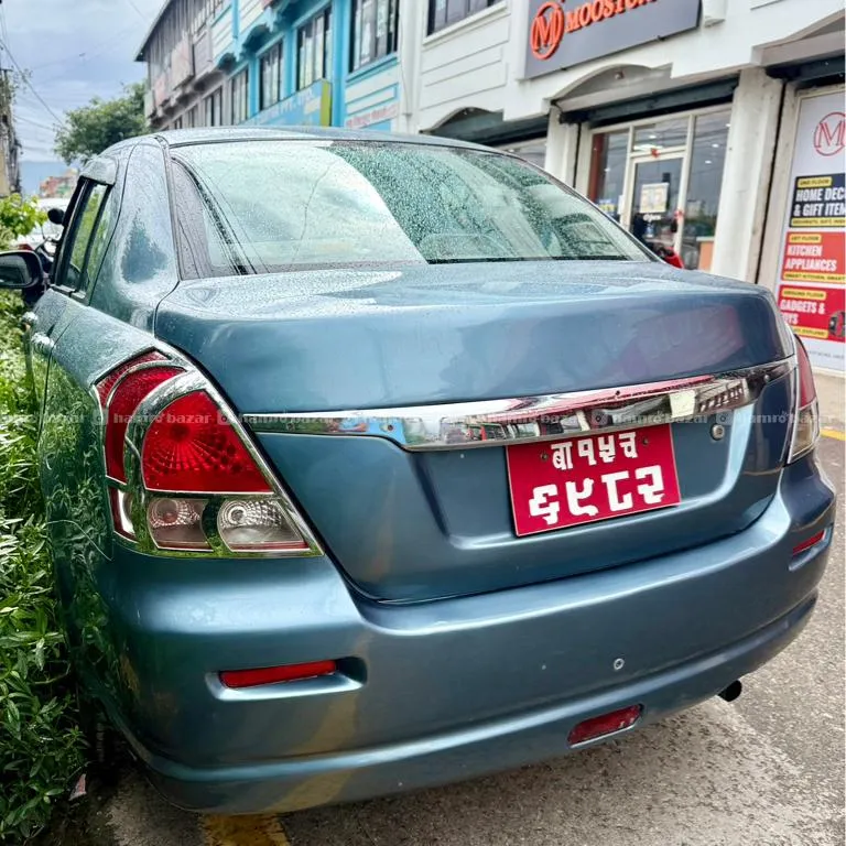 Swift Dezire 2010 Model Vxi On Sell 6