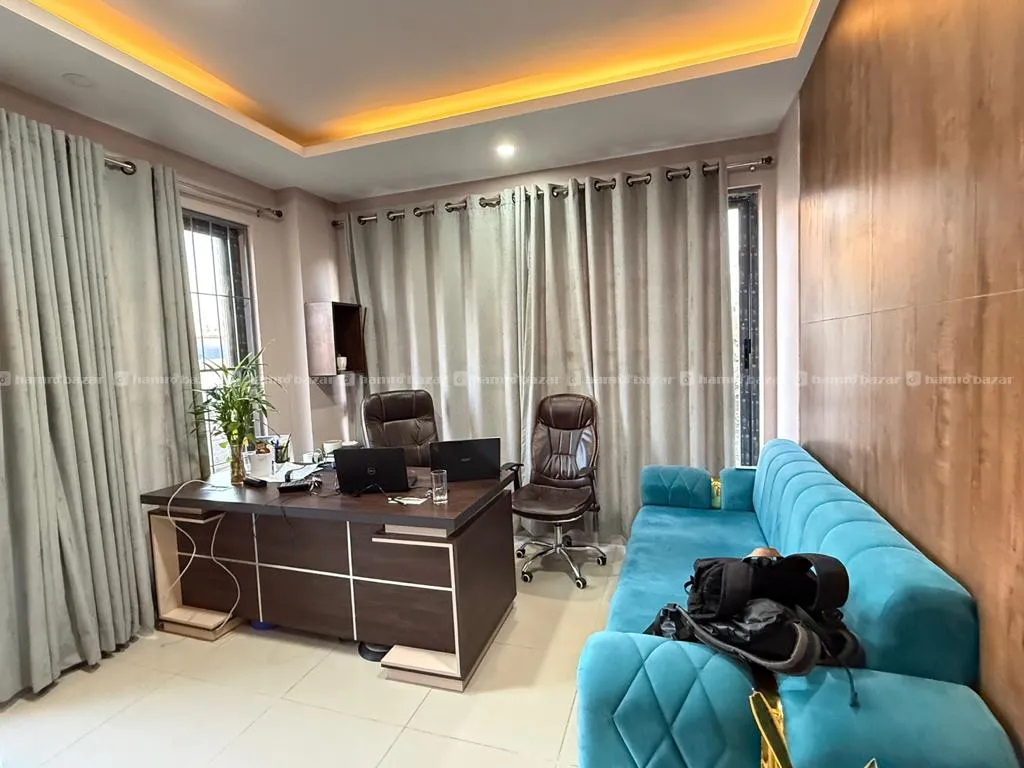 Office On Sell IT Company 1500 Square Feet 3
