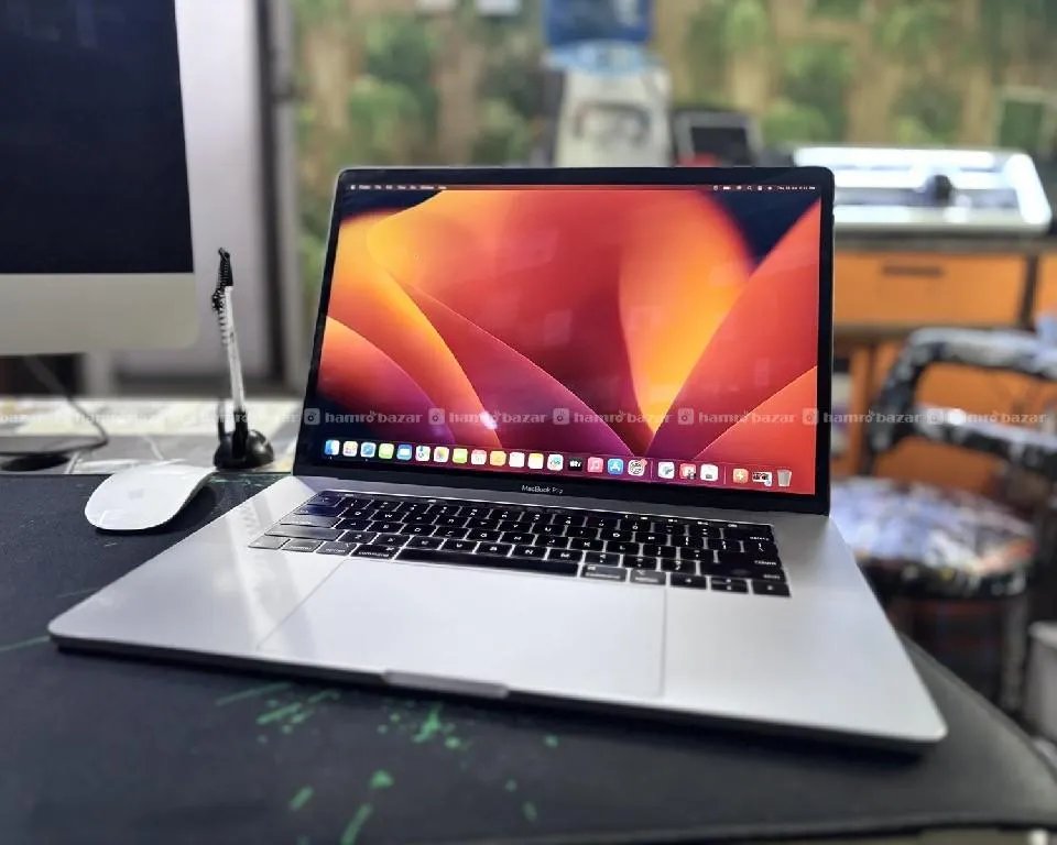 💻 Apple MacBook Pro – Premium Performance! 4