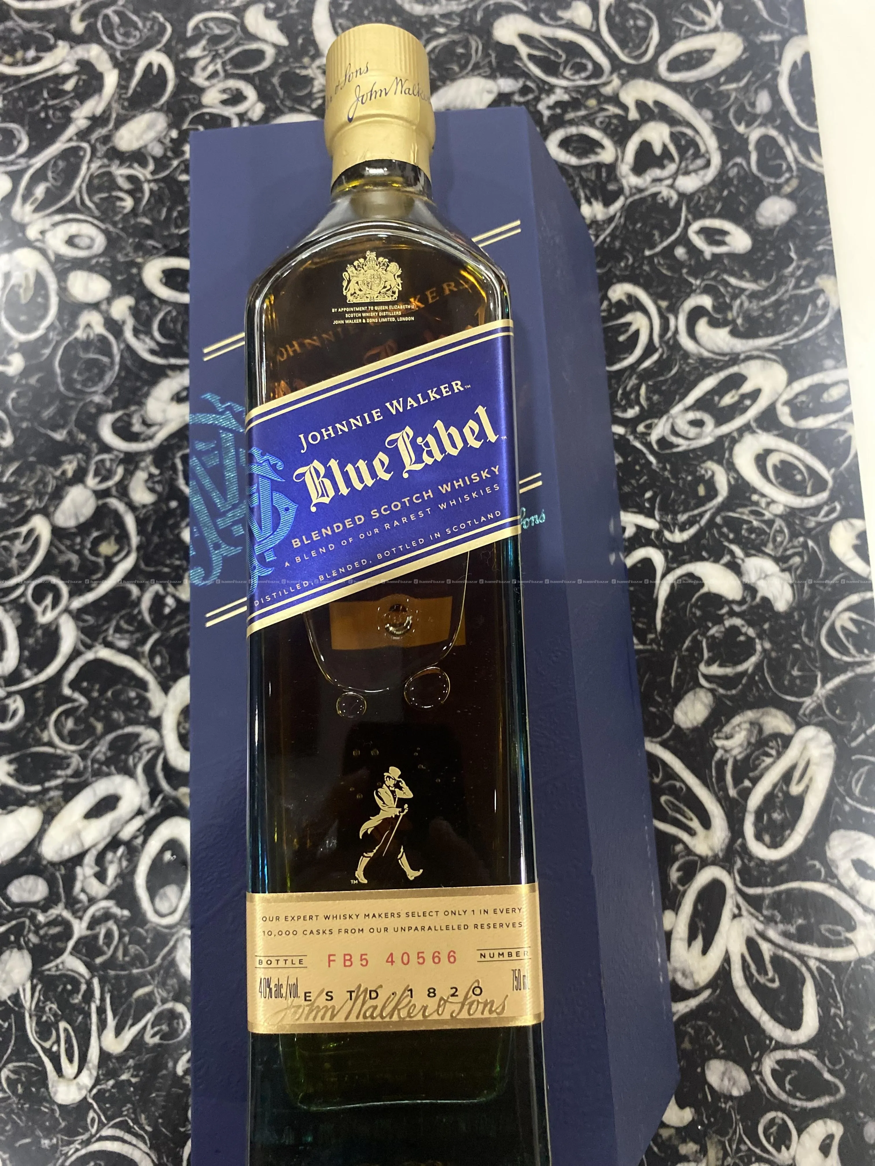 Blue Label 750ml 4