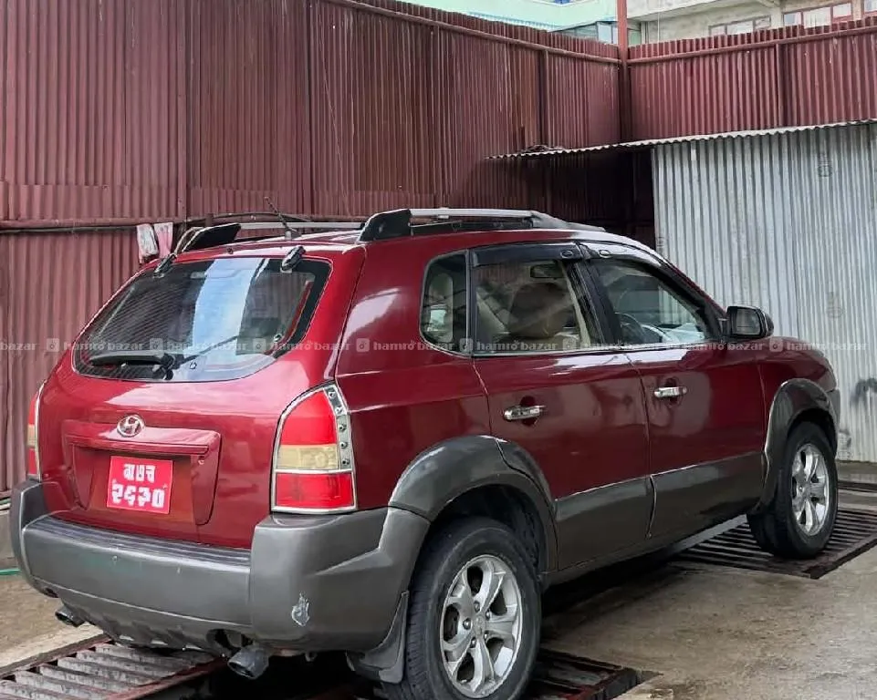 Hyundai Tucson 2009 Model 3