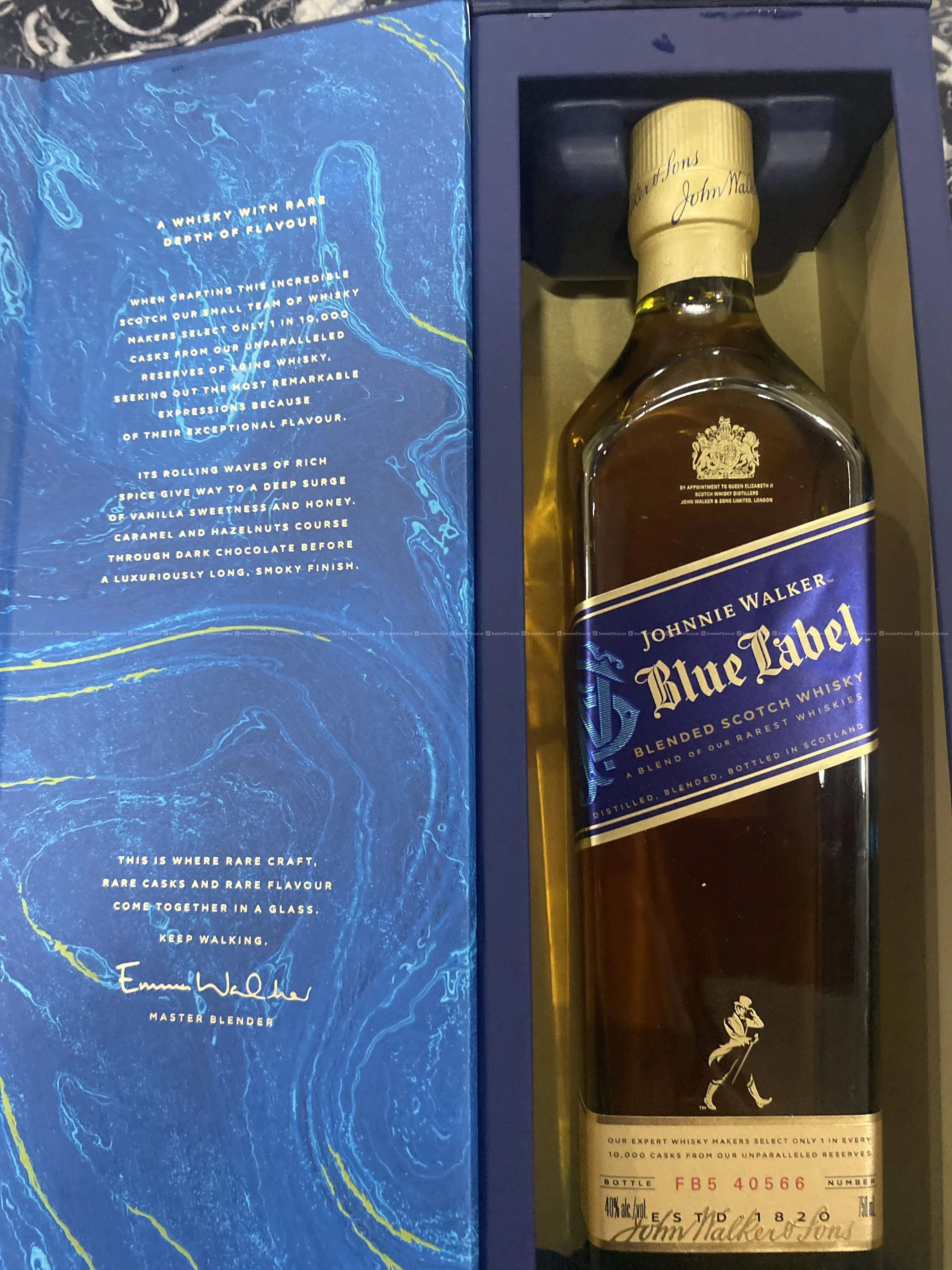 Blue Label 750ml 3