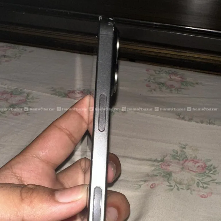 Iphone 17 With Valid Box 2