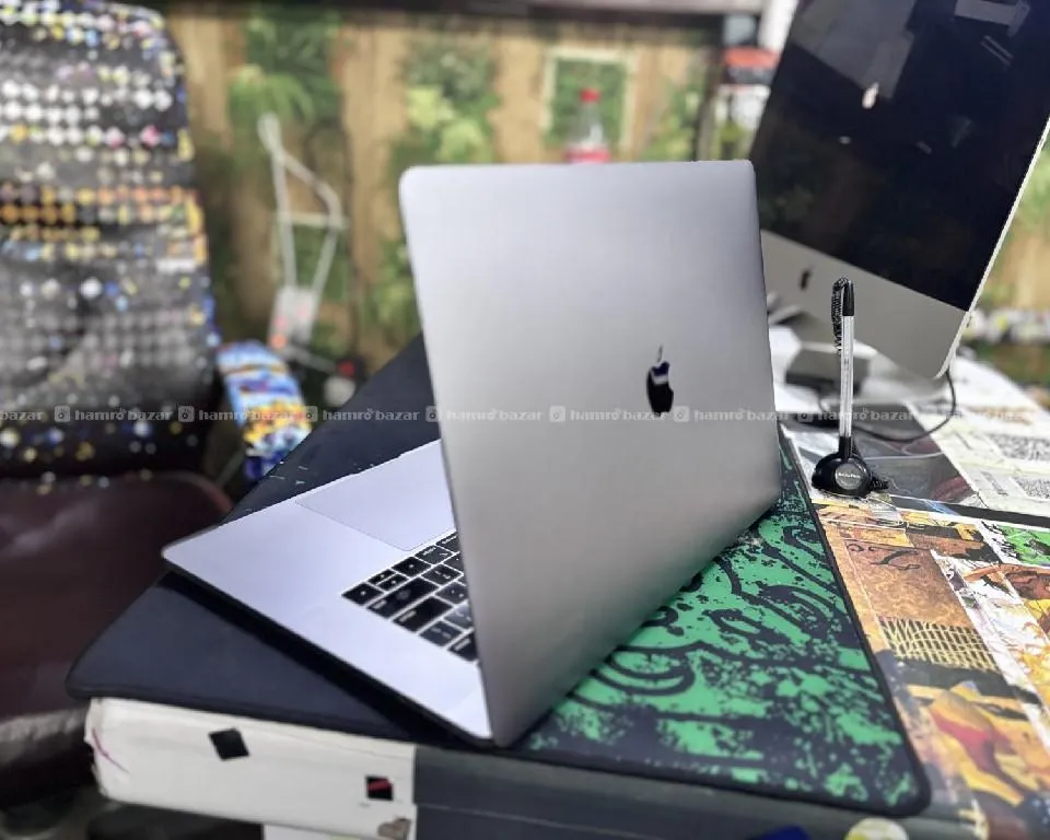 💻 Apple MacBook Pro – Premium Performance! 5