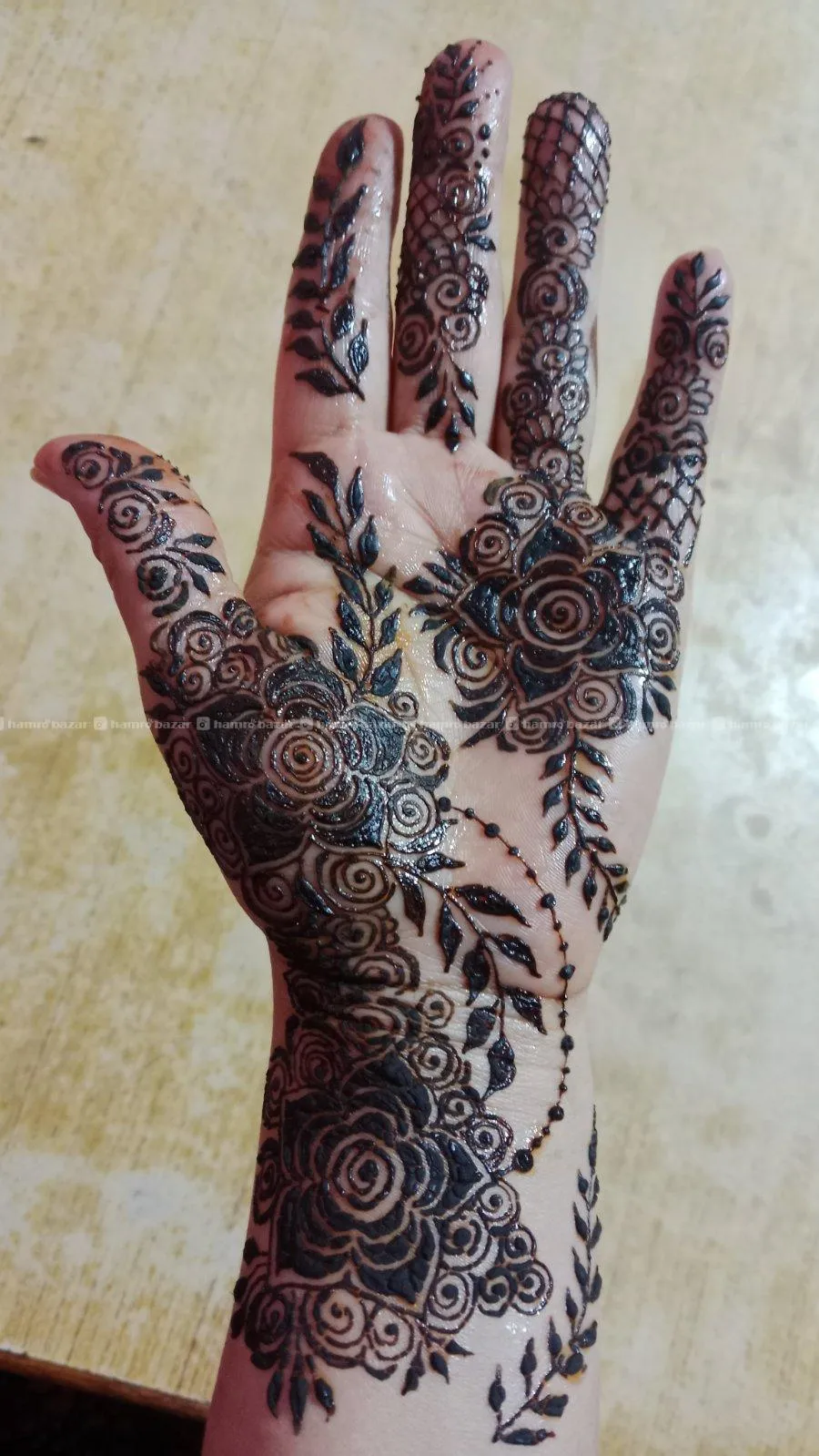 श्रावणमा मेहन्दी लगाऔँ, दिल खुसी पारौँ! 4