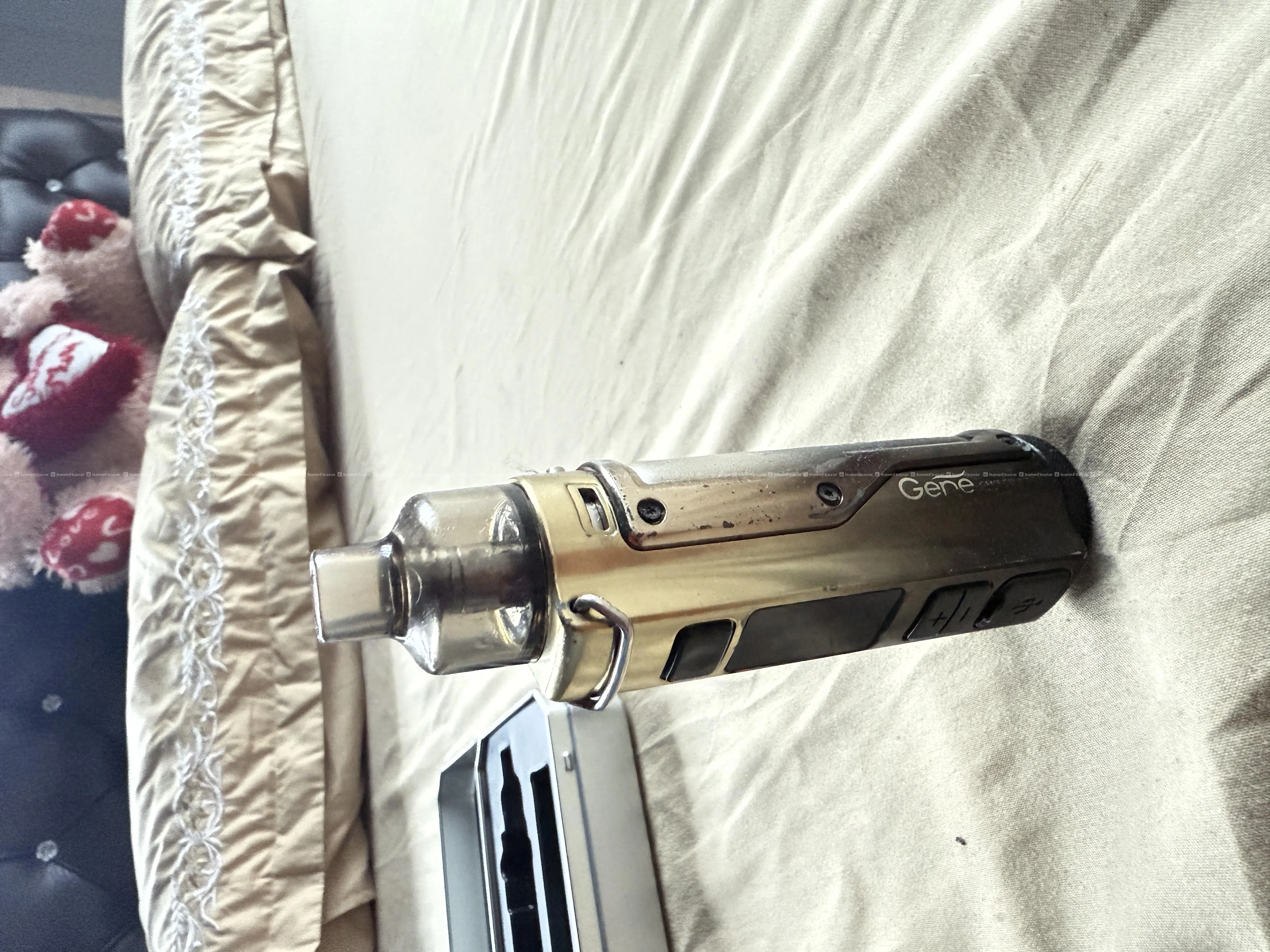 argus vape ( e cigaratte) vaping with 60ml flavour 6