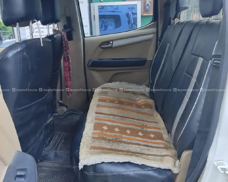 isuzu  v cross 2018 for sale 6