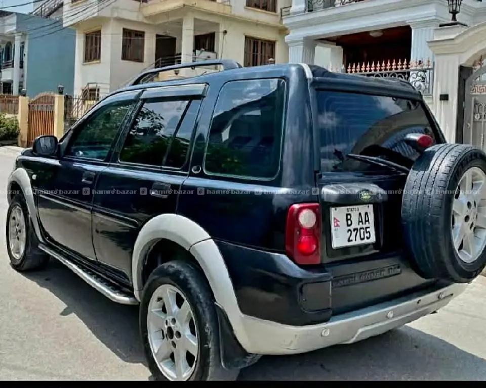 Land Rover 4WD jeep 6