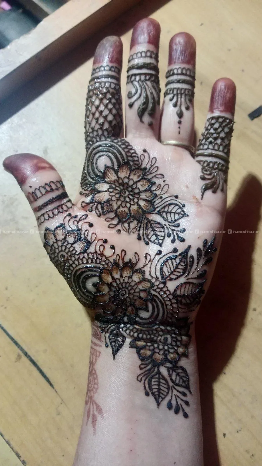 श्रावणमा मेहन्दी लगाऔँ, दिल खुसी पारौँ! 5