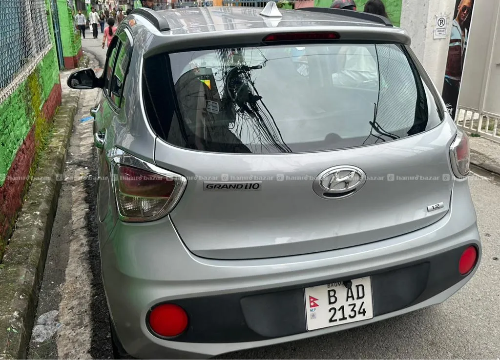 Hyundai Grand I10 Magna [ Automatic] 5