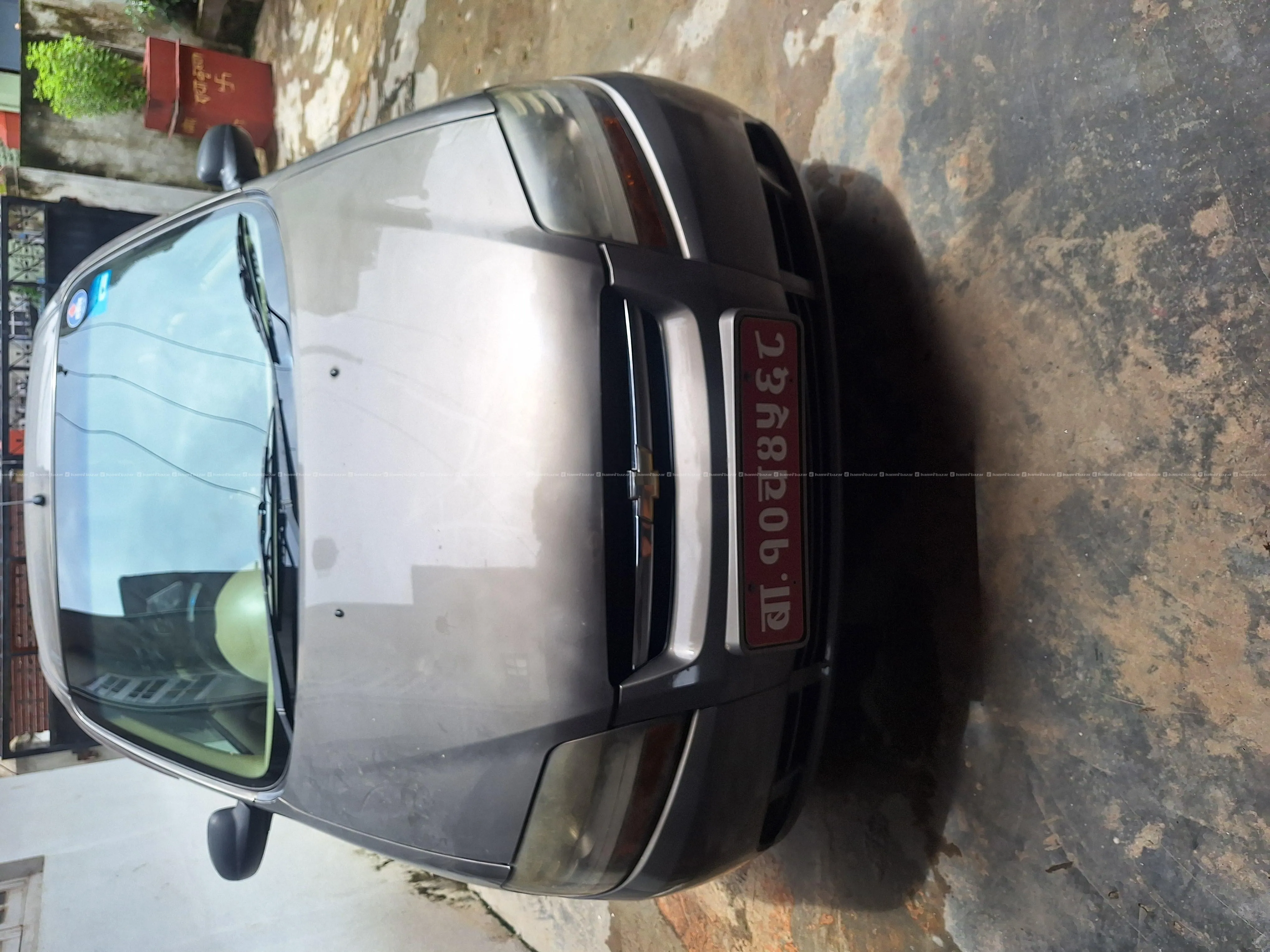 राम्रो कण्डिसन को महिला डाक्टरको chevrolet uva car 2