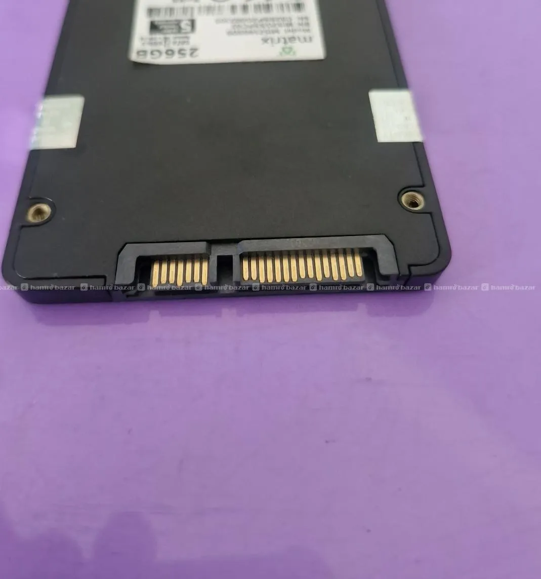 256 GB SSD SATA 2.5" 4