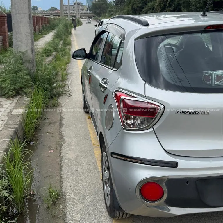 Hyundai Grand i10 Sportz 2018 Single Hand 7