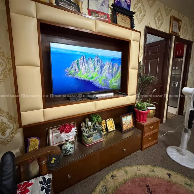 Sony Bravia 42 Inch & TV Rack With Drawers 5