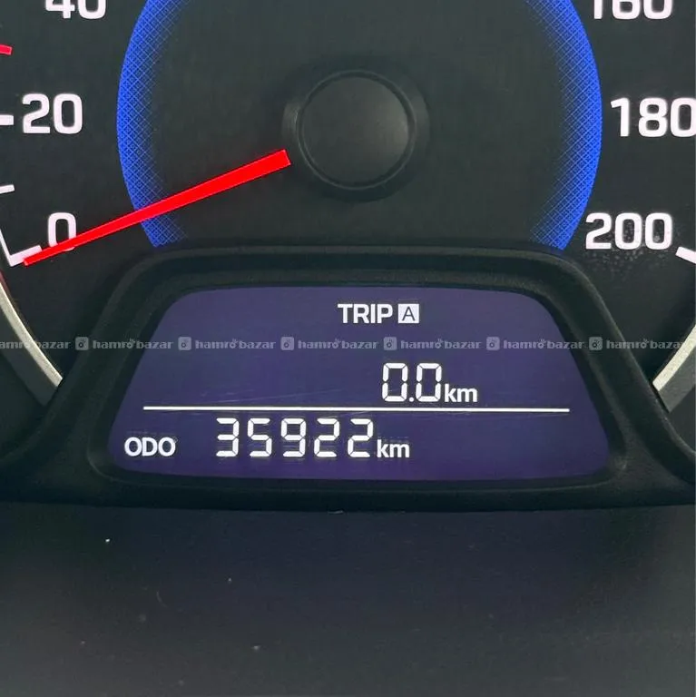 Hyundai Grand i10 Sportz 2018 Single Hand 3